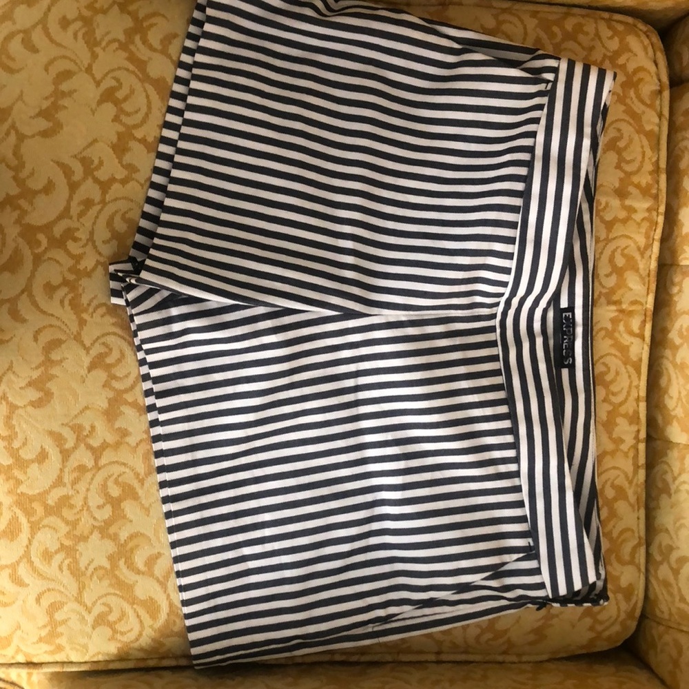 Shorts (express)
